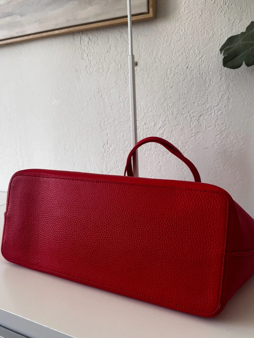 Tory Burch Perry Tote In Red Pebbled Leather